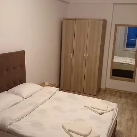 Oceana Summerland Mamaia