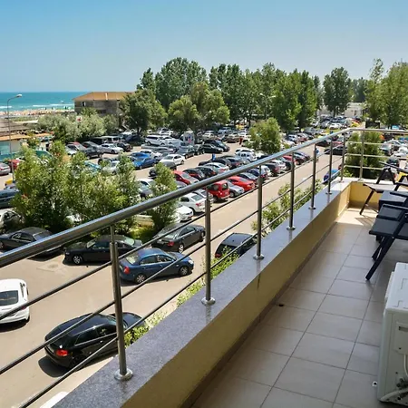 Oceana Summerland Apartment Mamaia